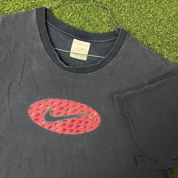 Vintage Y2K Nike Swoosh Oval Tee Shirt Navy Blue - Picture 1 of 6
